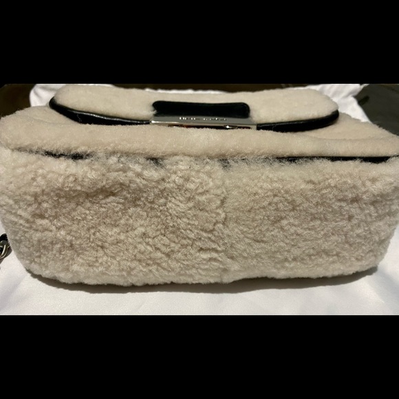 Michael Kors Sloan Small Shearling Shoulder Bag - Picture 5 of 6